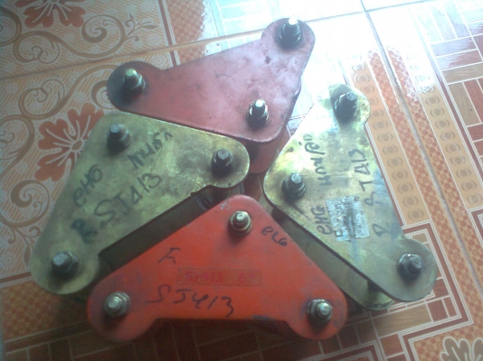 ขายโตงเตงสามเหลี่ยม 6"แกนเล็ก ขอขายราคา 2000 สนใจคุยกันได้ โทร081-2912746 ของอยู่เมืองเลยครับ