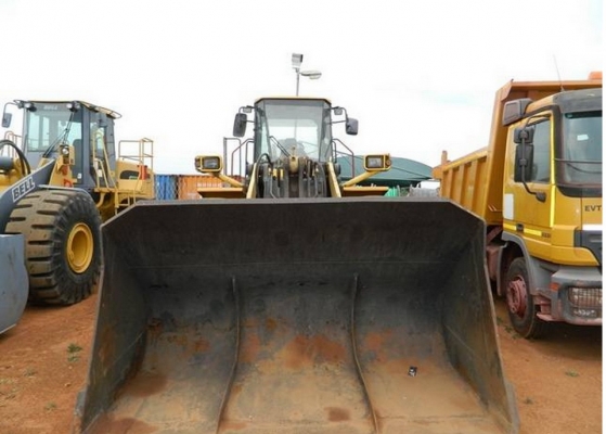 KOMATSU  WA 470-5  SN  80662