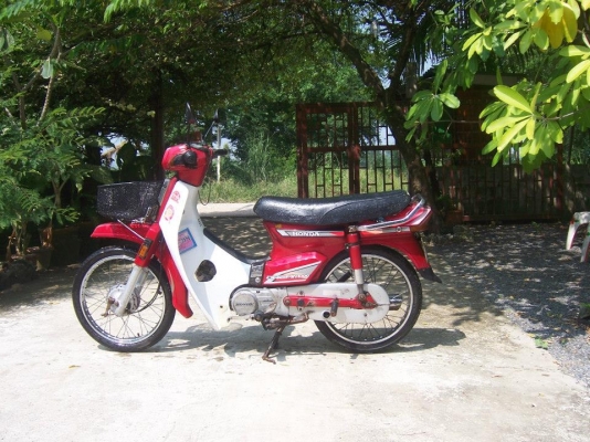 ดรีมคุรุสภาสีแดง สภาพดีมาก สวยๆเดิมๆ