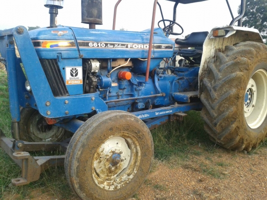 ขายรถไถ Ford 7600 เครื่อง T3 อุปกรณ์ผานหน้า 1 เพลา เอกสารเล่มทะเบียน