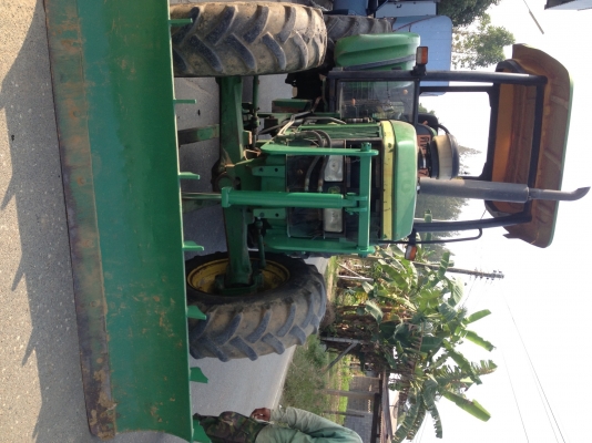 ขายรถไถ John deer 6100B มีดันหน้า,ผาน3 ขายถูก พร้อมใช้งานมีทะเบียน สนใจติดต่อ 081-7233267 ขายรถไถ John deer 6100B มีดันหน้า,ผาน3 ขายถูก พร้อมใช้งานมีทะเบียน สนใจติดต่อ 081-7233267
