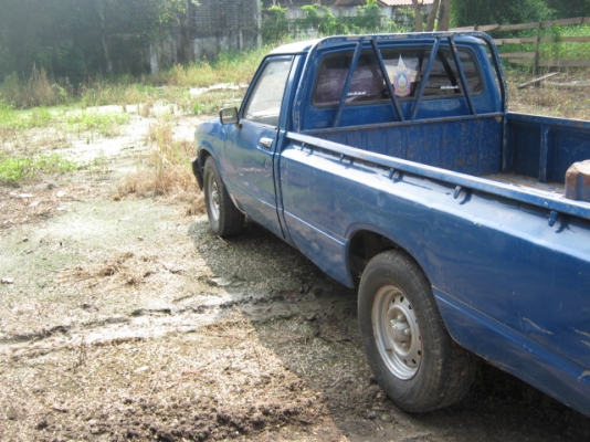 โตโยต้า ม้ากระโดด เครื่อง 2.4 ทะเบียน พ-4517 น.ว ขายถูกรถพร้อมใช้ ภาษีไม่ขาด