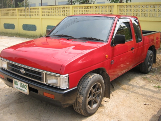 ขายรถนิสสัน บิ๊กเอ็ม ปี 96 จอโค้ง โทร089-856-3329