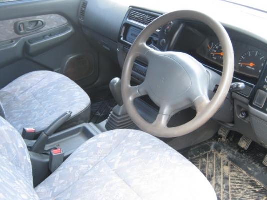 ขายมิตรซูสตารด้า ปี 2000 เครื่อง 2.8 ขายมิตรซูสตารด้า ปี 2000 เครื่อง 2.8