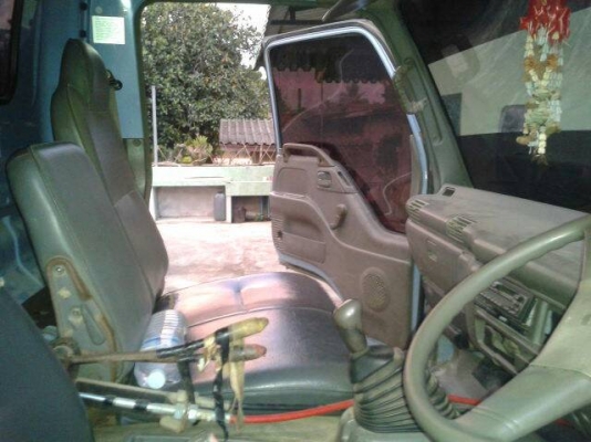 ขายหกล้อ อิซูซุ 120 ฝาขาว