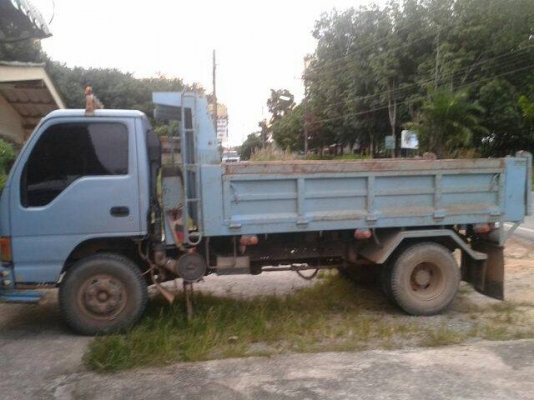 ขายหกล้อ อิซูซุ 120 ฝาขาว