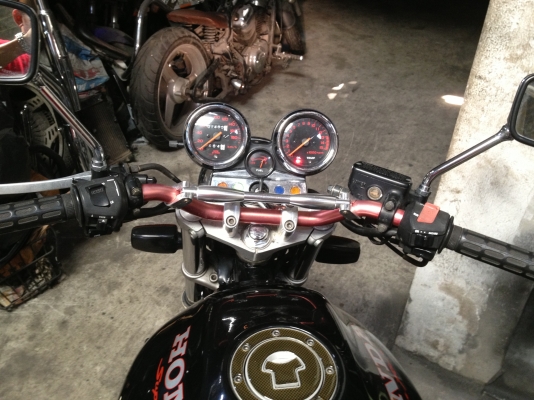 ขายcb400sf ปี94 อินวอย รถสวยเดิมทั้งคัน เครื่องดีมากๆเงียบแน่น พร้อมออกทิป 086-5414120อั๋น ขายcb400sf ปี94 อินวอย รถสวยเดิมทั้งคัน เครื่องดีมากๆเงียบแน่น พร้อมออกทิป 086-5414120อั๋น