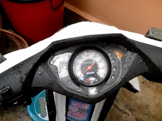 ขายเวฟ 125 X ปี 50 สีขาว สภาพดีเดิมๆ ขายเวฟ 125 X ปี 50 สีขาว สภาพดีเดิมๆ