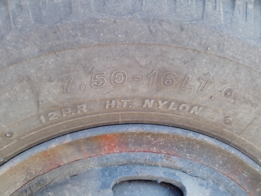 ขายด่วน!!!รถมินิบัสรับส่งนักเรียน/คนงาน  ทะเบียนพร้อมโอน