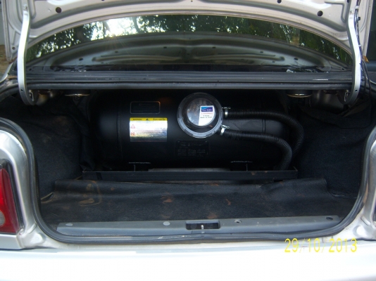 เครื่องหัวฉีด เครื่องดี แอร์เย็น เพลงเพราะ  แก๊สหัวฉีด LPG ลงเล่มแล้ว  มีเก็บสี ภายในไม่ขาด  เอกสารครบ ภาษี 57