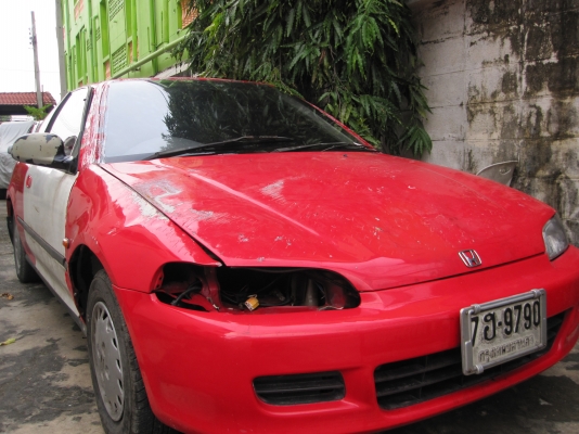 เครื่องเดิม เกียร์ออโต้ ยังไม่ติดแก๊ส ต้องทำสีใหม่ เอกสารมีพร้อมโอน ขายตามสภาพ กระจกหน้าแตก ซื้อมาใหม่ ประตูข้างคนขับซื้อเก่าญี่ปุ่นมาใส่ เครื่องขับได้ปกติไม่มีปัญหา