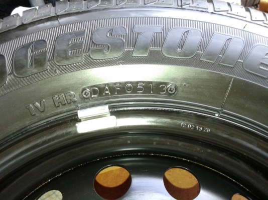 ล้อกะทะพร้อมยาง 175 70 14 ปี 13 สัปดาห์ที่ 5