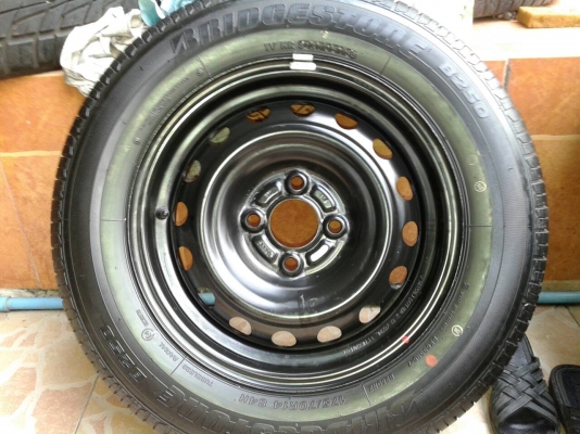 ล้อกะทะพร้อมยาง 175 70 14 ปี 13 สัปดาห์ที่ 5