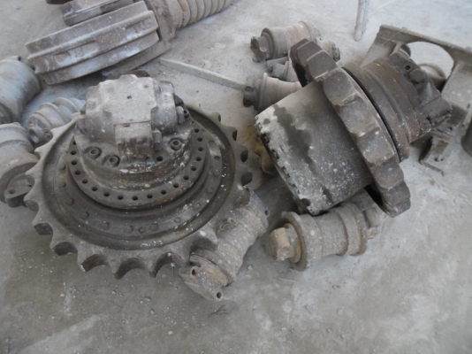 ขายโซพร้อมใบ ตัวเดิน โลเลอร์ซัมซุงสภาพสวยโซ่หนาใบ 80 สวยมาก