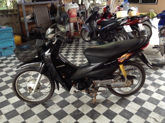 (((ขายปลีกและราคาส่งทุกคันคับ)))ขาย!!!เวฟ100zยูบ๊อก ปี48 รถเครื่องดีคับ มีเล่มทะเบียนครบ ภาษีไม่หมด