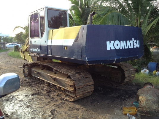 KOMUTSU PC200รุ่น5 คอนโทลยาวไฟฟ้าครบ เครื่องเดิมปั้มเดิม ซีเรียล6xxxสภาพแน่นพร้อมใช้งาน