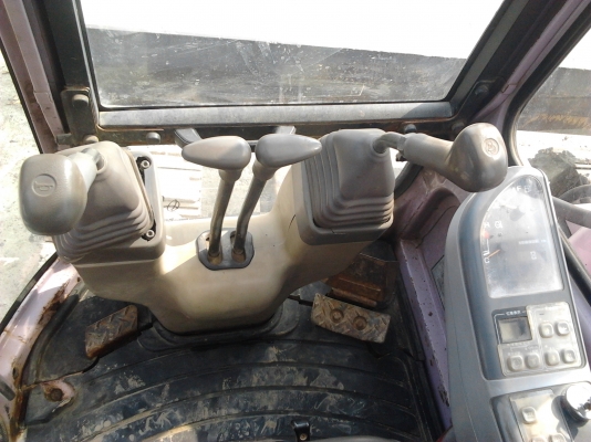 ขาย SUMITOMO SH75U-2  รถนำเข้าเก่าญี่ปุ่นแท้ 100\% ราคาพร้อมส่งค่ะ