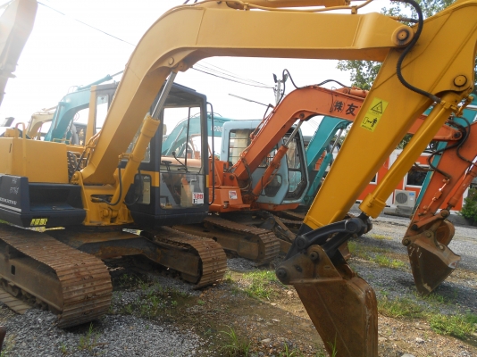 ขายค่ะขาย รถขุด KOMATSU PC60-5
