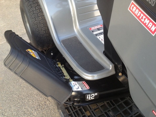 ขายรถตัดหญ้า Craftsman LT1500 เครื่อง 17.5 แรง ของใหม่