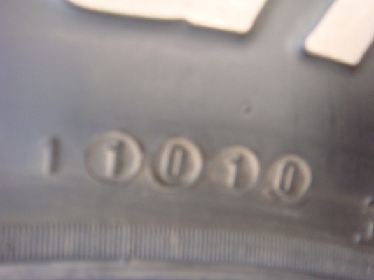 ขาย BF All-Terrain 265/75/16  ปี 10