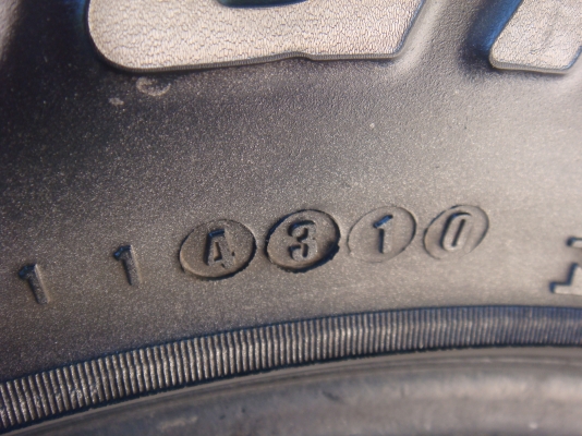 ขาย BF All-Terrain 265/75/16  ปี 10