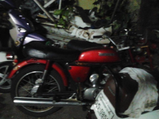 ขาย Suzuki A100 สภาพดีมีทะเบียนพร้อมโอนราคา 9500 บาทครับ