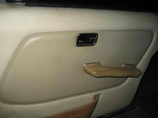 ขาย Benz 230 E  AUTOMATIC 99,000