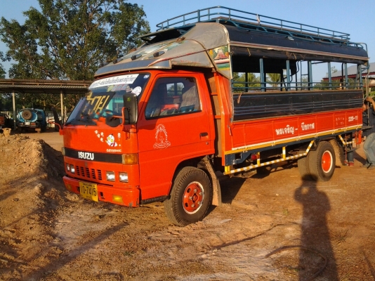 ISUZU NKR57L 110 ฝาดำ เพาวอร์ เกียร์ยาวยกหัวได้ มี NPR59PU ยาว5 เมตรอีกคันให้เลือกครับ คลิกเล้ย