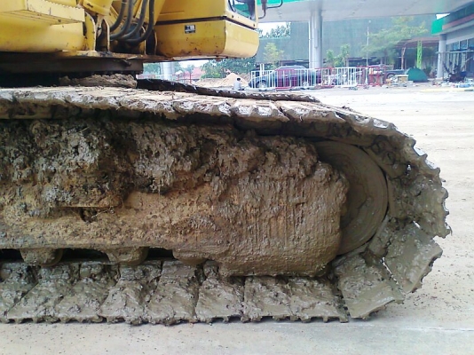 รถขุด KOMATSU PC200-7 รถสภาพใหม่กริ๊บ มีทะเบียนครบ ราคาต่อรองได้