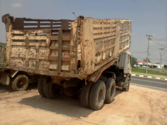 ขายรถบรรทุกสิบล้อดั๊มพ์ Mitsubishi TD เครื่อง 6D16 10 เกียร์ เบรกใหญ่ ซีเรียล 5,6&times;&times; ปี 38