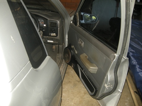 ขายด่วน นิสสัน nv ปี96 พวงมาลัยเพาว์เวอร์พร้อมใช้งาน ขายด่วน นิสสัน nv ปี96 พวงมาลัยเพาว์เวอร์พร้อมใช้งาน