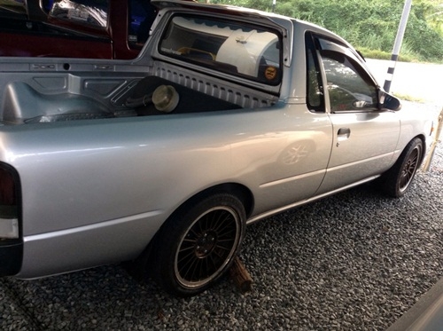 ขายด่วน นิสสัน nv ปี96 พวงมาลัยเพาว์เวอร์พร้อมใช้งาน