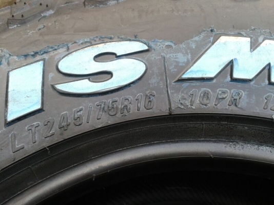 ขายยาง Mud Maxxis Bighron 764 ขนาด 245/75R16 ผ้าใบ 10PR ของใหม่ปี 13 ราคาพิเศษ ขายยาง Mud Maxxis Bighron 764 ขนาด 245/75R16 ผ้าใบ 10PR ของใหม่ปี 13 ราคาพิเศษ