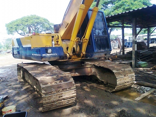 รถแบคโฮ KOBELCO SK200 M2 ตัวเดินใหญ่ มีลายหัวเจาะ