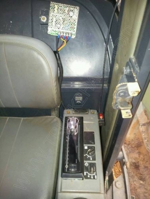 รถแบคโฮ ยี่ห้อ KOBELCO รุ่น SK75UR