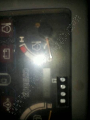 รถแบคโฮ ยี่ห้อ KOBELCO รุ่น SK75UR