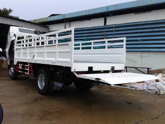 ขายรถบรรทุก6ล้อ. มิซูบิชิ ฟูโซ่ 240turbo คอมมาลเรล รถห้าง เข้าศูนย์ตลอด มีลิฟท้าย พร้อมทำงานครับ ขายรถบรรทุก6ล้อ. มิซูบิชิ ฟูโซ่ 240turbo คอมมาลเรล รถห้าง เข้าศูนย์ตลอด มีลิฟท้าย พร้อมทำงานครับ