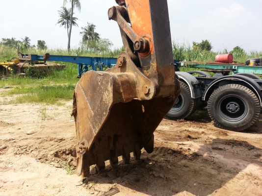 ขายด่วน บุ้ง+โตงเตง HITACHI EX 200-3