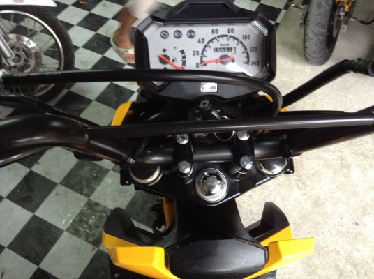 (((ขายปลีกและราคาส่งทุกคันคับ)))ขาย!!!ซูมเม่อเอ๊ก สวยๆ ปี55 เครื่องดีคับ มีเล่มทะเบียนครบ ภาษีไม่หมด (ซื้อรถได้ที่หนองมน-บางแสนคับ)