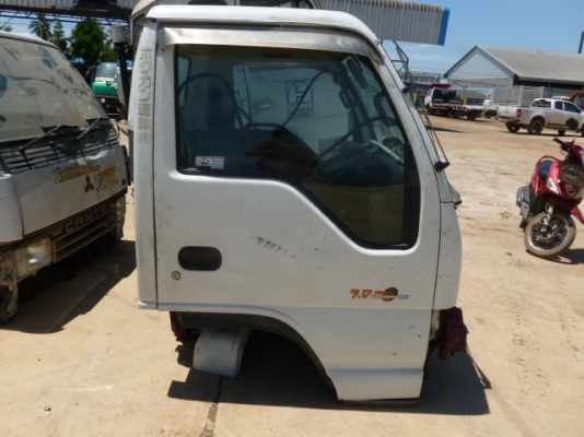 แสงฟ้าเต้นรถ///จำหน่ายหัวเก๋งเก่าญี่ปุ่น NPR กาตูนย์ สภาพสวยอุปกรณ์ครบ