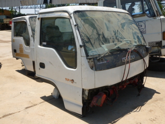 แสงฟ้าเต้นรถ///จำหน่ายหัวเก๋งเก่าญี่ปุ่น NPR กาตูนย์ สภาพสวยอุปกรณ์ครบ