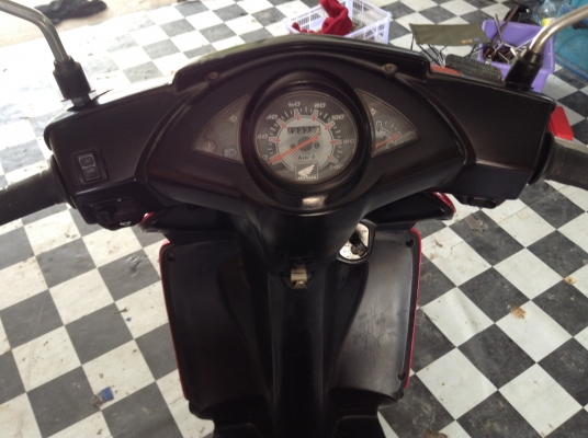 ขาย!!!ฮอนด้าคลิ๊ก สวยๆ ปี50 รถเครื่องดีคับ มีเล่มทะเบียนครบ ภาษีไม่หมด