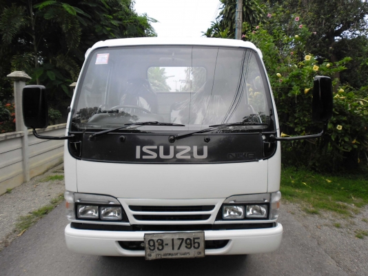 ขาย 6 ล้อ NKR 120 หัว+คัทซี 4.30 m. รถห้าง ปี 40 สวยๆคับ ขาย 6 ล้อ NKR 120 หัว+คัทซี 4.30 m. รถห้าง ปี 40 สวยๆคับ