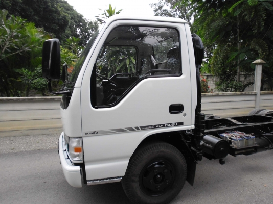 ขาย 6 ล้อ NKR 120 หัว+คัทซี 4.30 m. รถห้าง ปี 40 สวยๆคับ ขาย 6 ล้อ NKR 120 หัว+คัทซี 4.30 m. รถห้าง ปี 40 สวยๆคับ