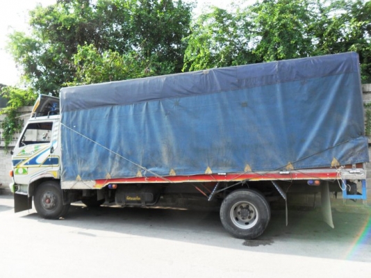 ขายด่วน รถบรรทุก 6 ล้อ HINO KM779/117 แรง 400000 บาท