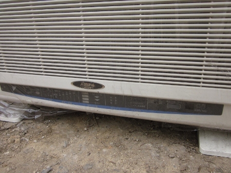 ขาย-เครื่องฟอกอากาศ ยี่ห้อ SANYO มี 4 ตัว ราคาตัวละ 4,500 บาท สภาพดูเหมือนใหม่ ใช้งานมาน้อย