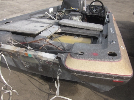 ขาย-เรือสปีดโบ๊ท Skeeter starfire 150 เครื่อง SUZUKI เบนซิน 6 ที่นั่ง ของนำเข้าจากนอก