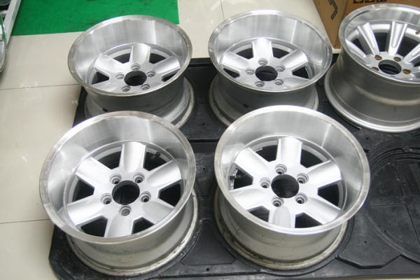 Sniper 5รู114.3  ขอบ15x8.5นิ้ว ET-27 สวยๆไร้ซ่อม จัดไป 8500บาท (ลายนี้5รูไม่ได้มีมาบ่อยนะคับ)