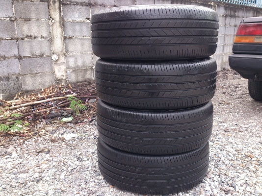 ขายยาง GOOD YEAR 205/55R16 ยางสัปดาห์ที่15 ปี12 ดอกยางสวยลึกนิ่มเท่ากัน 1 ชุด