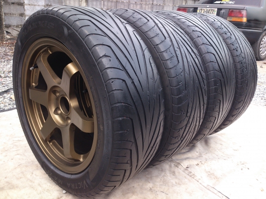 ขายแม็ก TE37 น้ำตาลไหม้  5รู114 พร้อมยาง MAXXIS 225/55R17 ยางปี12 จำนวน 1 ชุด